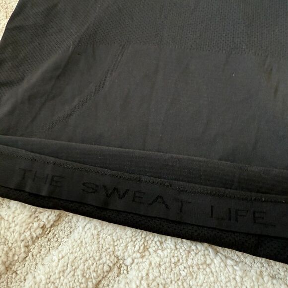 Lululemon Swiftly Tech T-Back in Black Size 8 - Picture 9 of 11